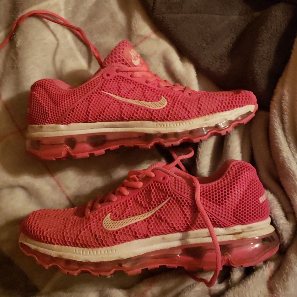 Nike shoes